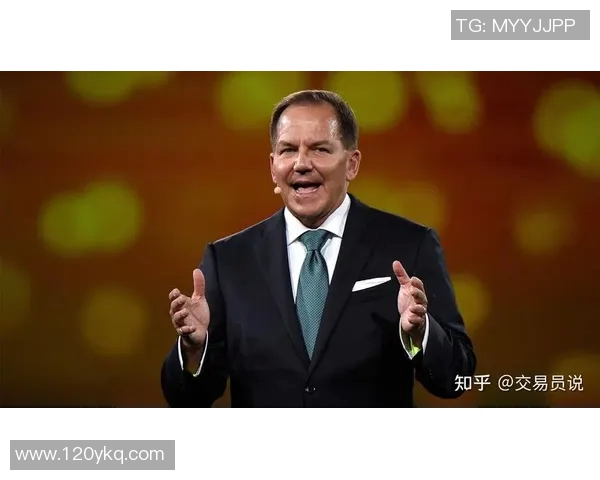 琼斯的传奇人生与事业发展探索：从平凡到卓越的奋斗历程